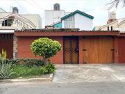 Venta de Casa en Chorrillos de 3 Pisos