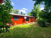 Venta de Casa en City Bell con unico Jardin Privado