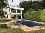 VENTA DE CASA EN CIUDAD JARDIN SECTOR PANCE SUR DE CALI