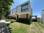 VENTA DE CASA EN CLUB DE GOLF LA LOMA