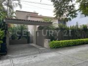 VENTA DE CASA EN CLUB DE GOLF TABACHINES