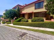 Venta de casa en Club de Golf Vallescondido frente al hoyo 3