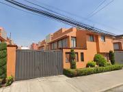Venta de casa en Coapa, El Mirador, Coyoacán, 04950...