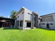 VENTA DE CASA EN COL PABLO TORRES BURGOS CON TODOS LOS...