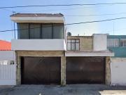 VENTA DE CASA EN COLONIA JARDINES DE SAN MANUEL PUEBLA...