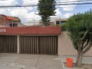 VENTA DE CASA EN COLONIA LAS AGUILAS 3a SECC, SAN LUIS...