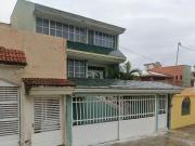 VENTA DE CASA EN COLONIA PETROLERA, COATZACOALCOS, VERACRUZ