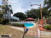 Venta de casa en condominio. Col. Las Quintas,...