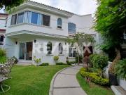 Venta de casa en Condominio con doble filtro de...