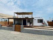 Venta de casa en condominio con Piscina en Chincha....
