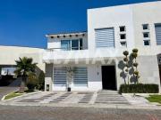 VENTA de casa en condominio EL MANANTIAL, METEPEC