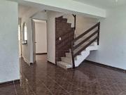 Venta de casa en condominio en Hacienda de Texcoco, con...