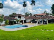 VENTA DE CASA EN CONDOMINIO EN PANCE ID 931