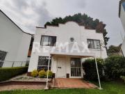 Venta de casa en condominio, Fracc. Lomas Tetela,...