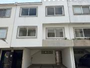 Venta de casa en condominio Granjas Coapa