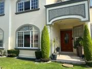 Venta de casa en conjunto de casitas en valle de las Palmas