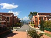 VENTA DE CASA EN CONJUNTO SENDEROS DE EUCALIPTOS VENTA DE CASA EN CONJUNTO SENDEROS DE EUCALIPTOS