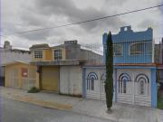Venta de Casa en Conjunto Urbano Villas Santín Toluca Edomex