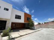 Venta de casa en Corregidora