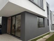 Venta de Casa en Cuenca Ecuador sector los Cerezos