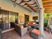 Venta de casa en Cuernavaca, Colonia Delicias, alberca