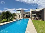 VENTA DE CASA EN CUMBAYA CERCA A LA RUTA VIVA Y AUQUI CHICO