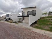 VENTA DE CASA EN CUMBRES DEL LAGO, JURIQUILLA, QUERETARO