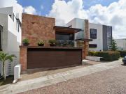 VENTA DE CASA EN CUMBRES DEL LAGO, JURIQUILLA, QUERETARO