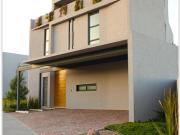 Venta de casa en Cumbres del Lago Jurquilla