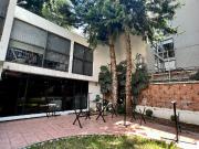 Venta de Casa en del Valle. Se Pueden Desarrollar 5...