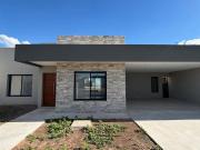 Venta de Casa en Don Mateo a Estrenar Con Pileta