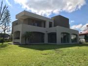 VENTA DE CASA EN E CAMPANARIO
