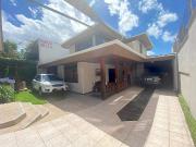 CASA DE VENTA EN EL BOSQUE: UBICACIÓN ESTRATÉGICA, PARA...