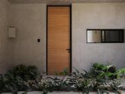 Venta de casa en el centro, completamente nueva de 3...