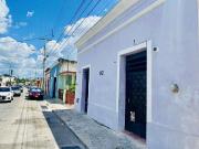 Venta de Casa en el Centro para remodelar Chembech...