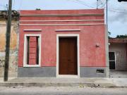 Venta de casa en el Centro remodelada de 3 Habitaciones...