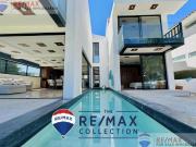 Venta de casa en el Club de Golf Paraíso Country,...