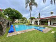 Venta de casa en el Club de Golf Tabachines, Cuernavaca,...