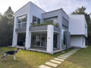 Venta de Casa en El Escobero Parte Alta. Con vista y sin...