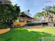 Venta de casa en el Fracc. Manantiales, Cuernavaca,...