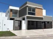 VENTA DE CASA EN EL MOLINO RESIDENCIAL CONDOMINIO VX