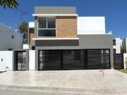 VENTA DE CASA EN EL MOLINO RESIDENCIAL CONDOMINIO VX