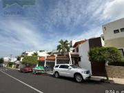 VENTA DE CASA EN EL PEDREGAL DE QUERETARO CV 1311