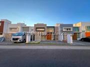 Venta de casa en el Refugio