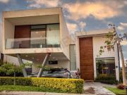 Venta de Casa en el Residencial el Molino Club de Golf...