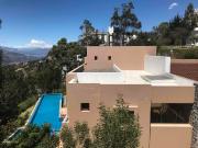 Venta de Casa en El Sector de Monteserrin, Urbanización...