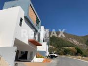 venta de casa en el uro carretera nacional monterrey nl. 4