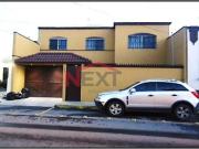 VENTA DE CASA EN EMILIO CASTELAR ZONA CENTRO