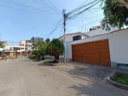 VENTA DE CASA EN ESQUINA CON ALTO POTENCIAL EN CEDROS DE...