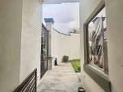 Venta de Casa en esquina Privada Bosques de las Cumbres